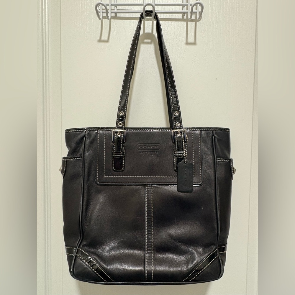 Coach Legacy Hampton Gallery Tote in Black (F10412)